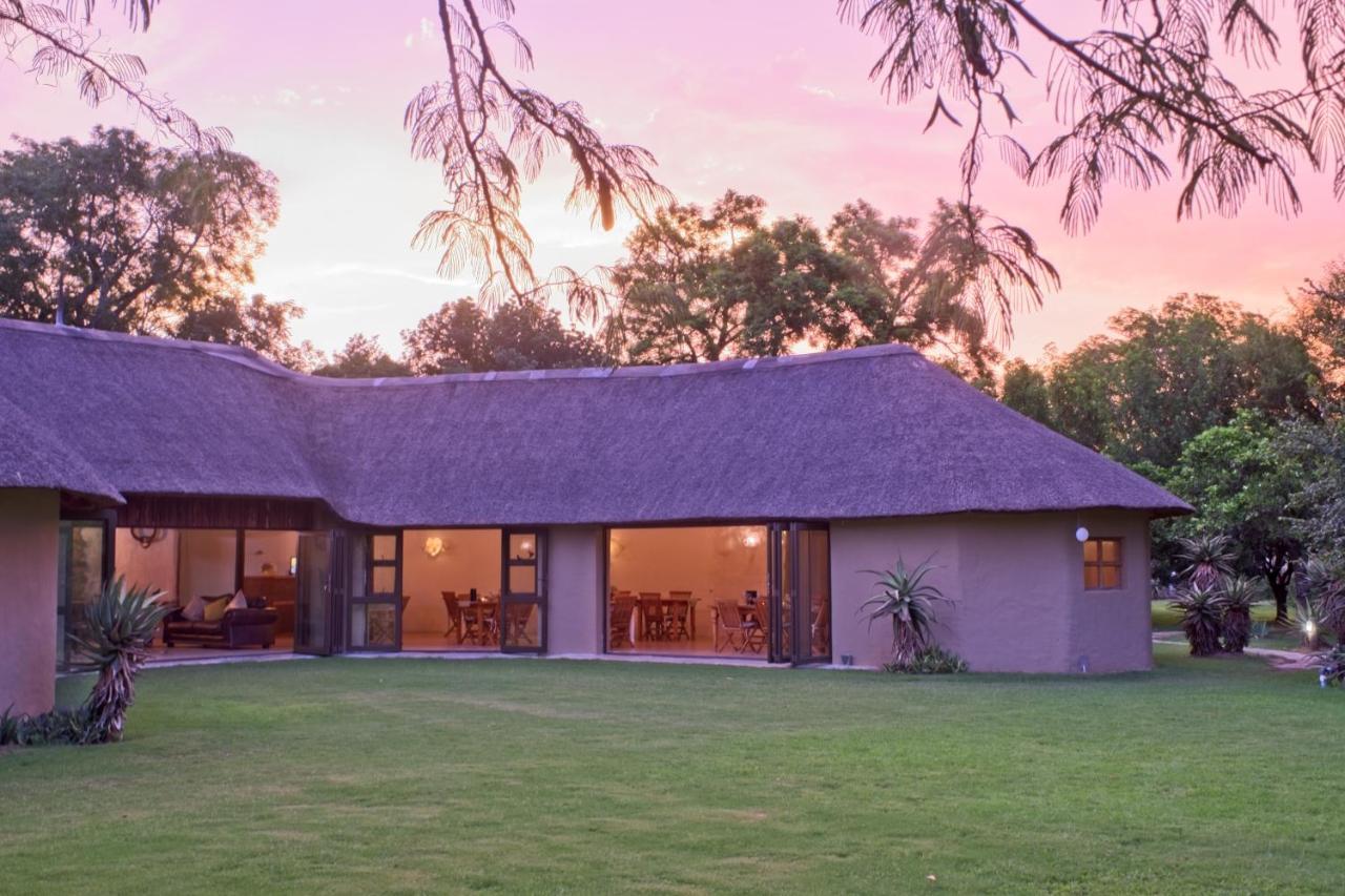 אדו Chrislin African Lodge מראה חיצוני תמונה
